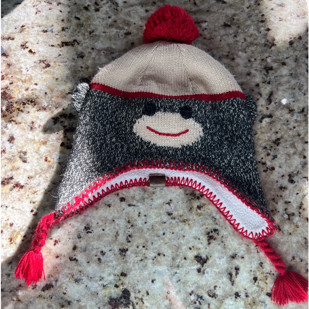 Roots kids hat 3-5 years